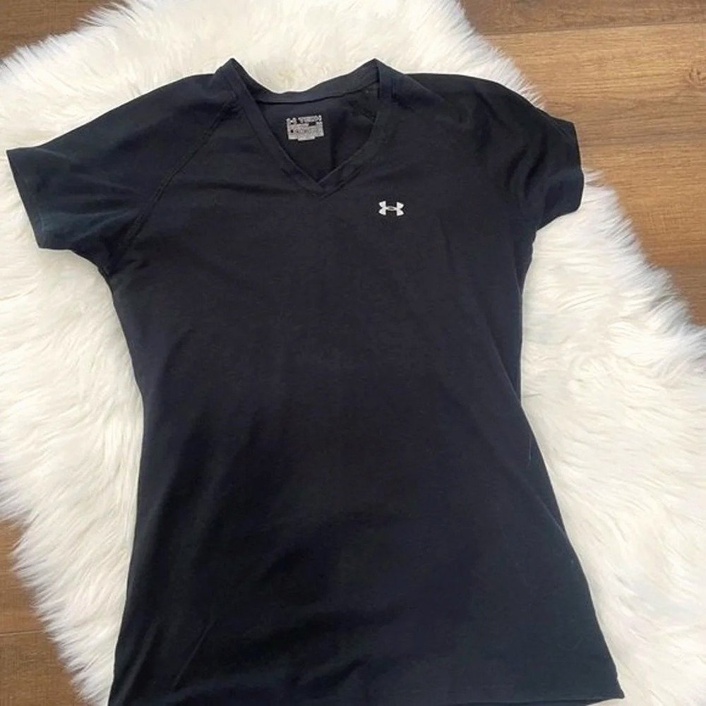 Under Armour tech shirt